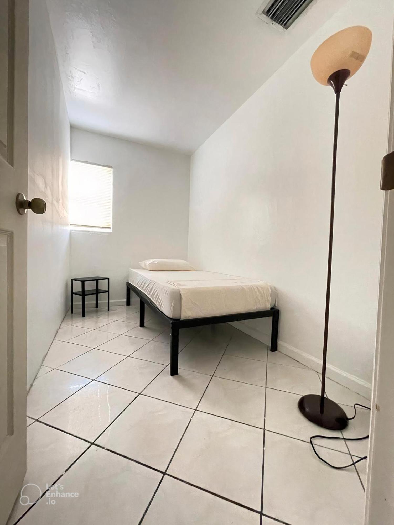 Ludge By Miami Airport Hostel ภายนอก รูปภาพ